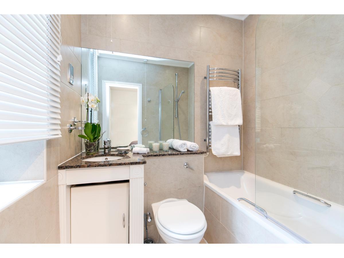 Fitzrovia Serviced Apartments Londra Exterior foto
