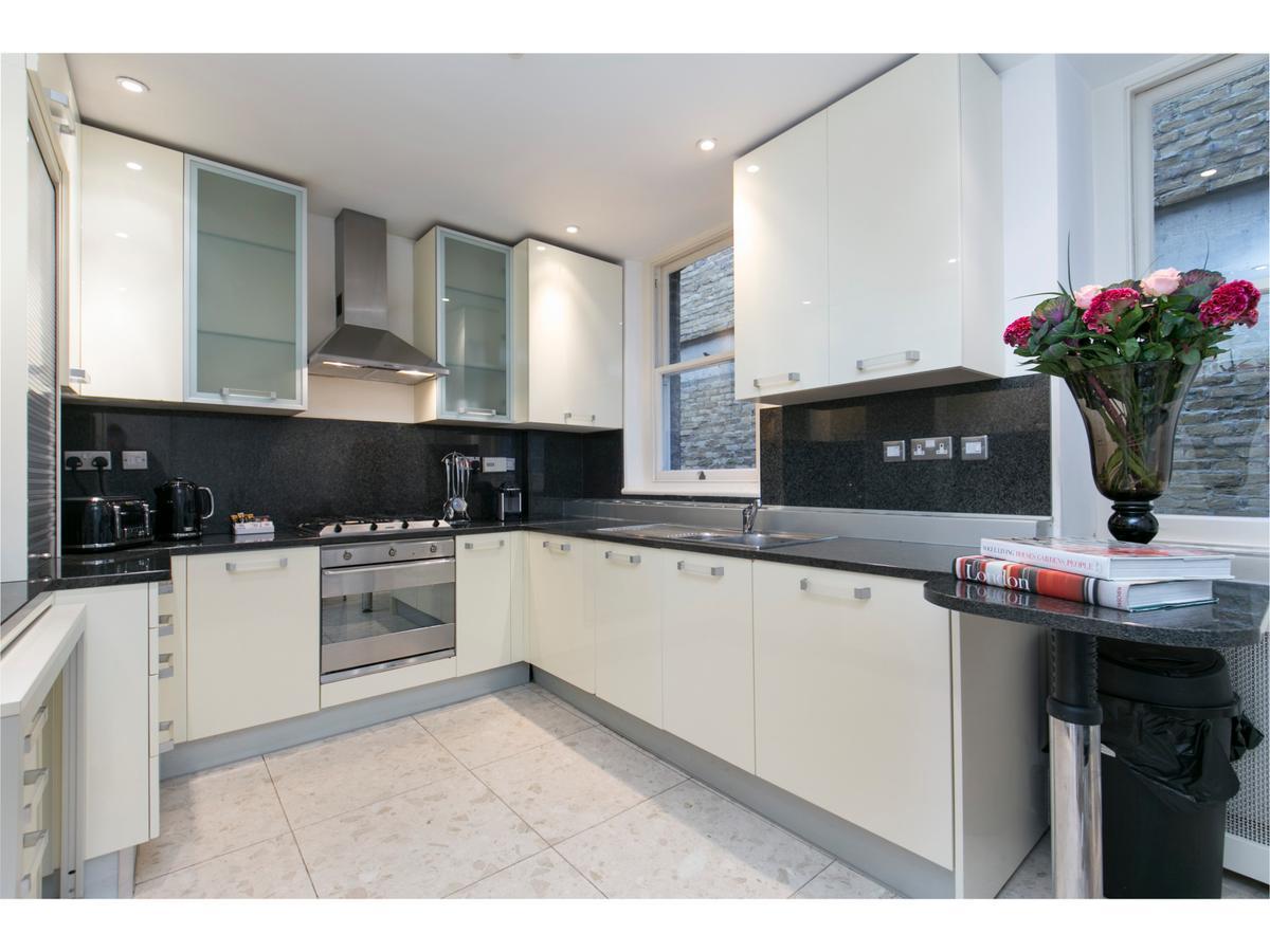 Fitzrovia Serviced Apartments Londra Exterior foto