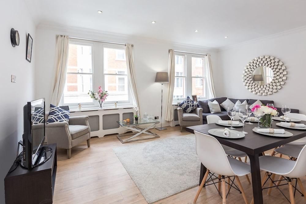 Fitzrovia Serviced Apartments Londra Exterior foto