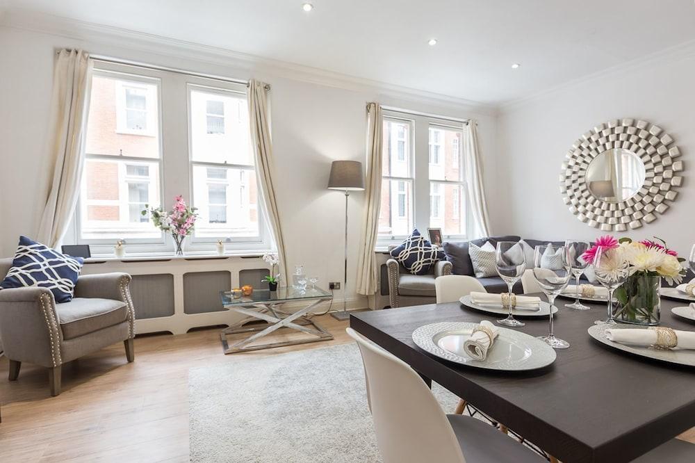 Fitzrovia Serviced Apartments Londra Exterior foto