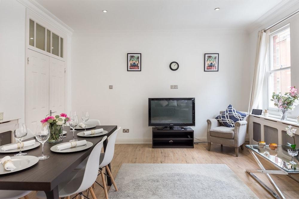 Fitzrovia Serviced Apartments Londra Exterior foto